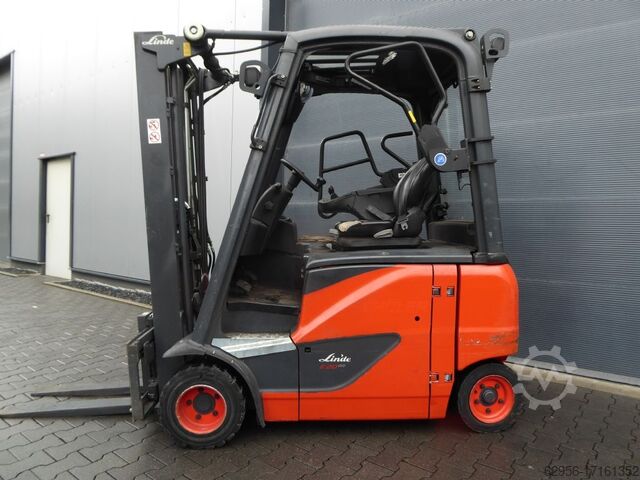 Elektro 4 Rad-Stapler Linde E20PH-02