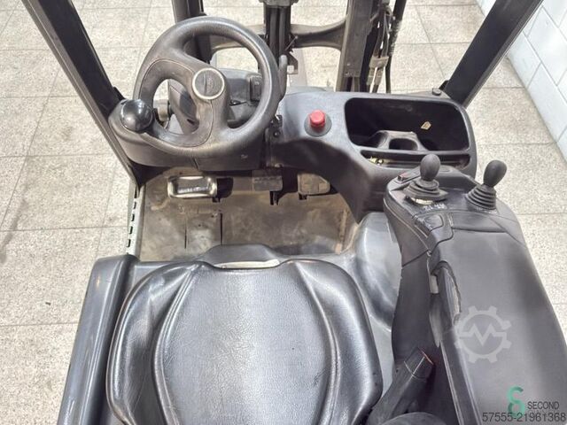 Forklift Linde E16C