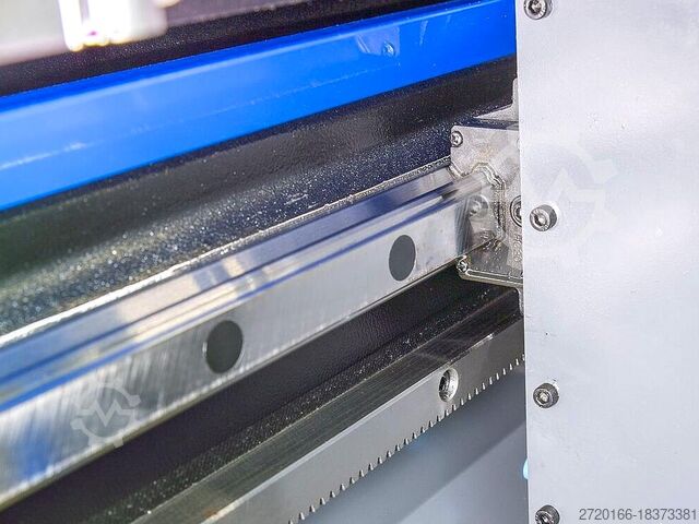 Machining center DMA Machinery Express-Line NF-Load-Onload