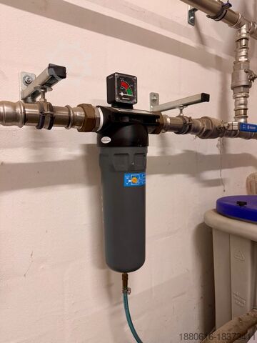 Screw compressor refrigeration dryer FD70 Atlas Copco GA11VDS