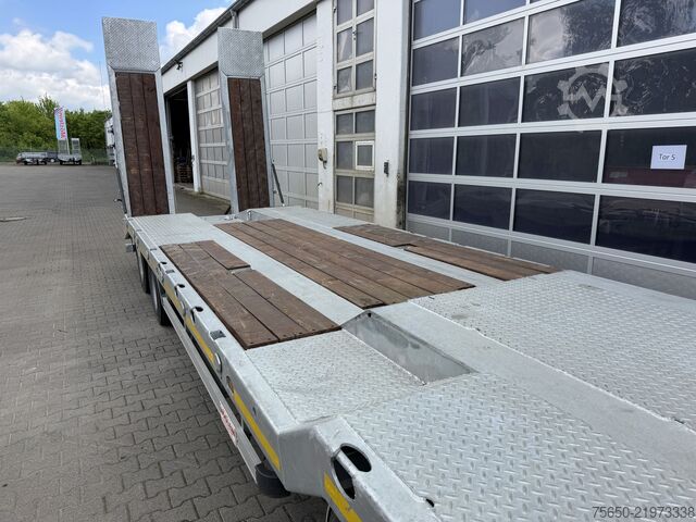 Low loader trailer Möslein TA4 Schwebheim  4 Achs Tiefladeranhänger, Neuwertig