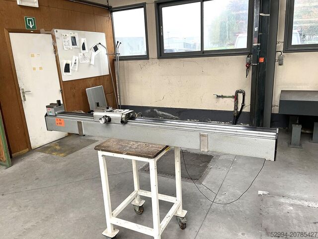 Vertikale Digitalisier- und Koordinatenmessgeräte Trimos HS 4 2050 mm calibration bench