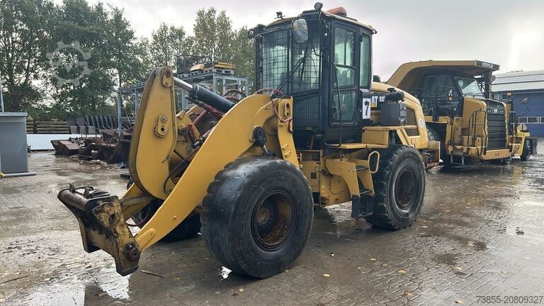 Radlader Caterpillar 930M