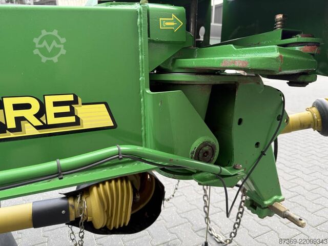 Mowing machine John Deere 328 Disc maaier