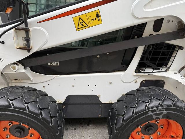 Lader Bobcat S570 skidsteer