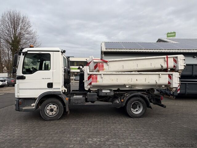 Abrollkipper Transporter man TGL 8.220 BB City Abrollkipper Aut., 2 x AHK sofort verfügbar!