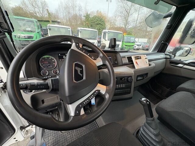 Abrollkipper Transporter man TGL 8.220 BB City Abrollkipper Aut., 2 x AHK sofort verfügbar!