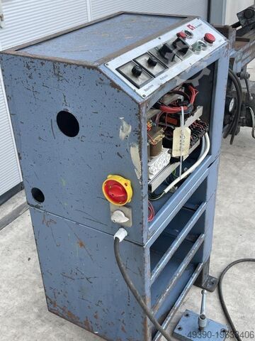 Automatic multipurpose iron twisting machine, with ring bending machine attachment, motorized iron t GLASER GDM 3