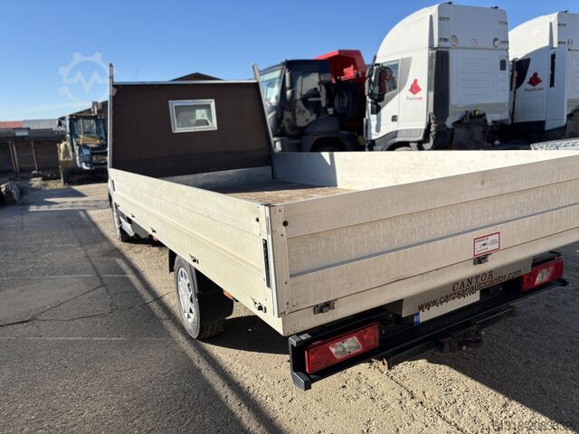 Kastenwagen Ford CAN78Y 2.0 L 96 kW TDCi