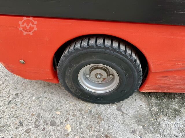 Ride-on vacuum sweeper Stolzenberg Twin Top TT 1100 / E Aufsitzkehrmaschine