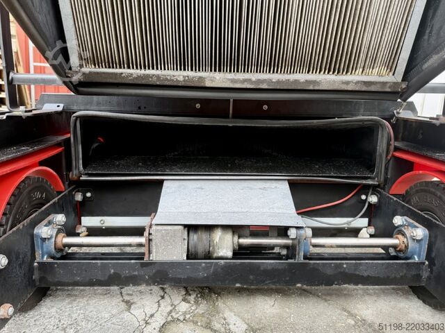 Ride-on vacuum sweeper Stolzenberg Twin Top TT 1100 / E Aufsitzkehrmaschine