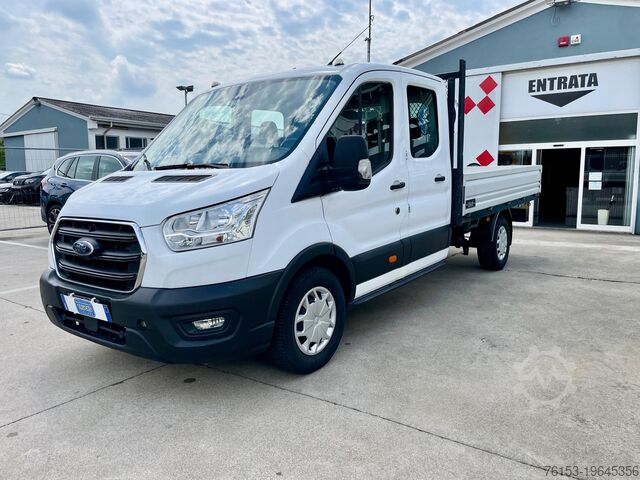 Double cab Ford Transit 350