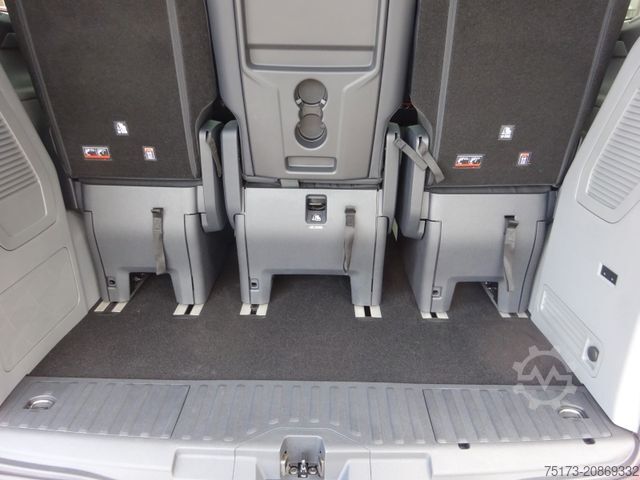 Minibus FORD Tourneo Custom L1 Sport PHEV AHK Exklusiv 360Kam