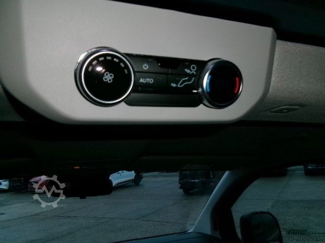 Kleinbus FORD Tourneo Custom L1 Sport PHEV AHK Exklusiv 360Kam