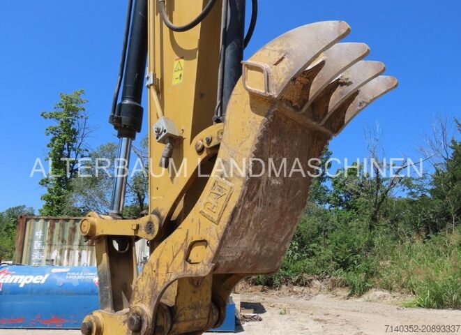 Crawler excavator Caterpillar 316F L