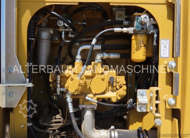 Crawler excavator Caterpillar 316F L
