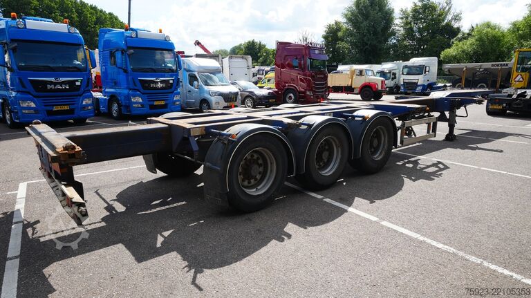 Container transportation D-tec 3 axle container chassis extendable trailer