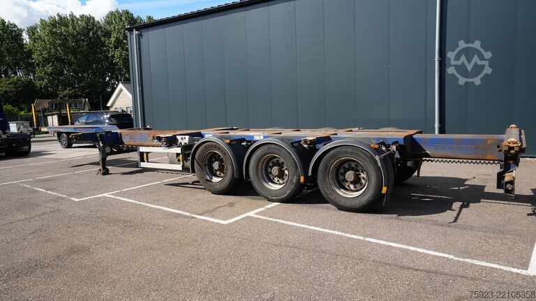 Container transportation D-tec 3 axle container chassis extendable trailer