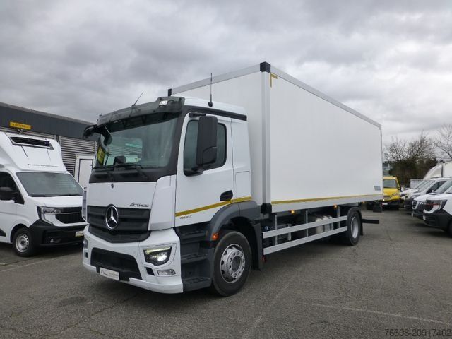 Refrigerated truck MERCEDES-BENZ Actros 1827 4x2 Kühlkoffer Nahverkehr