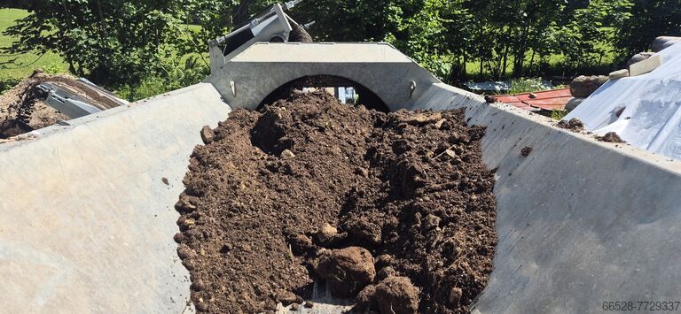 Mobile trommel screen Gremac e2+