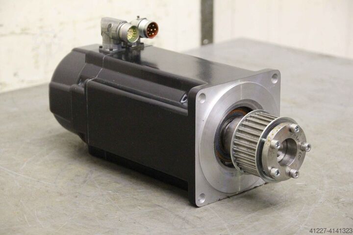 Servomotor 3.97 kW 2500 Rpm Beckhoff AM3065-OM41-0000