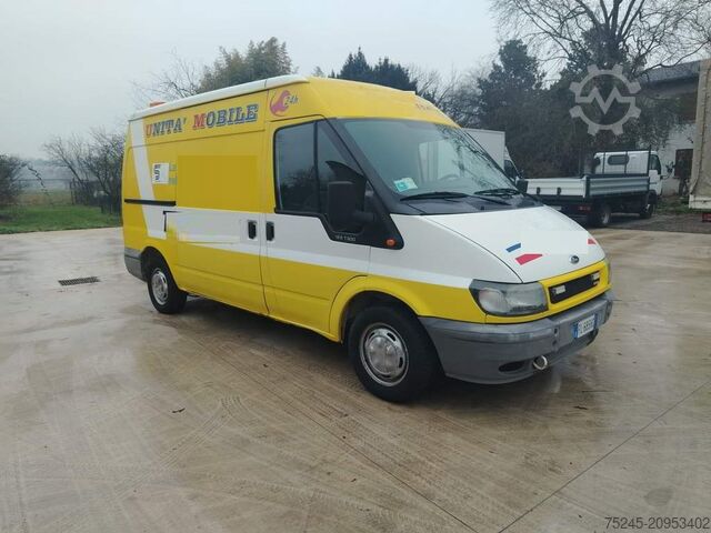 Wrecker Ford TRANSIT 125T300