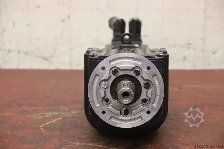 Gear motor servo gear motor 455 rpm SEW-Eurodrive RF27 CMP63M/KY/AKOH/SM1