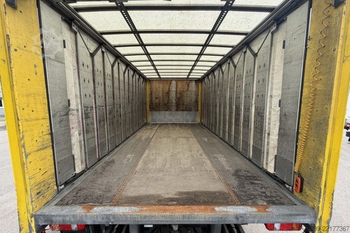 Flatbed truck with tarp Scania P230 LB 4x2 Plane/HB / Swiss-Vehicle