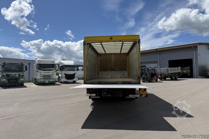 Flatbed truck with tarp Scania P230 LB 4x2 Plane/HB / Swiss-Vehicle