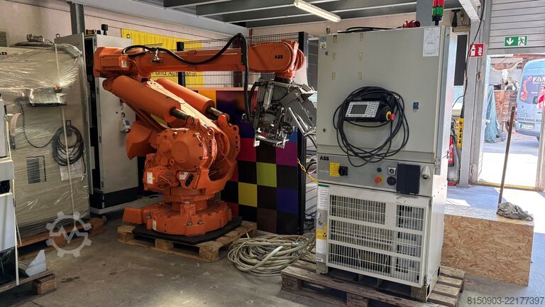 Industrial robot ABB IRB6400RM2000