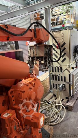 Industrial robot ABB IRB6400RM2000