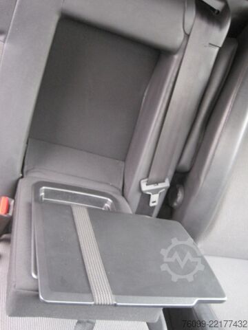 Medium-length panel van Citroen Jumpy 2.0 HDI  Profi M L2H1 3-Sitzer AHK