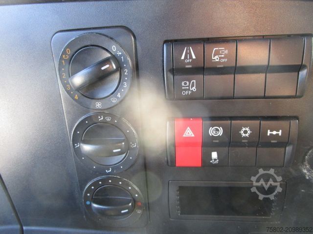 Box truck MERCEDES-BENZ Atego 1224L MP4*7,20m+LBW+KLIMA+6-Zylinder*