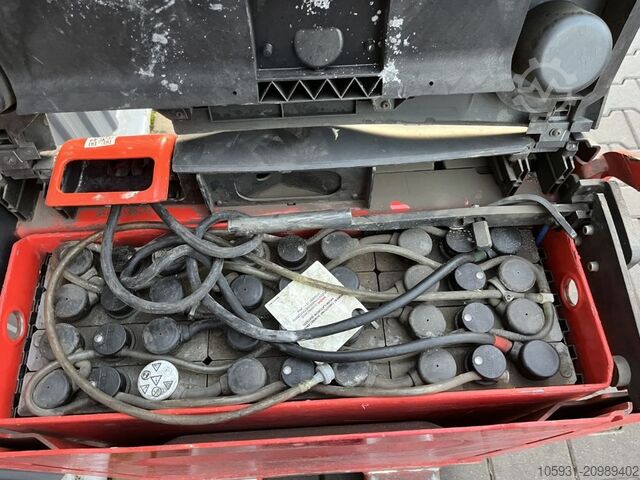 Electric Pallet Truck Linde T20