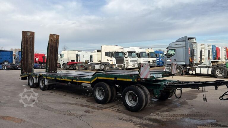 Low loader Schwarzmüller T4 G01VBN1 (40.000 KG / BLATGEFEDERT / VERBR AU...