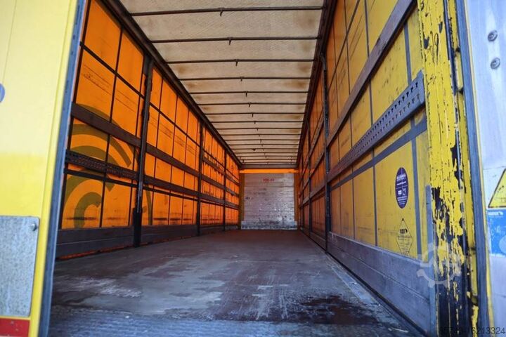Curtain sided Schmitz Cargobull SCB3ST CoC Documents, TuV Loading Certif