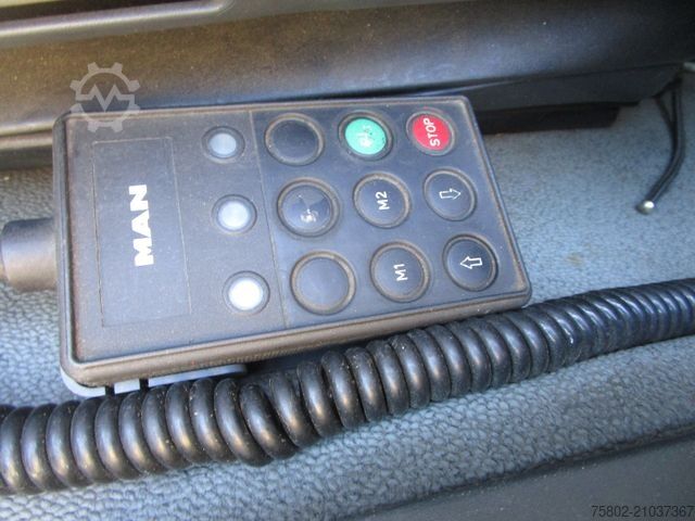 LKW mit Pritsche & Plane MAN TGL 12.210L **LBW+2xAHK+Lift+6,10m+3-Sitze*