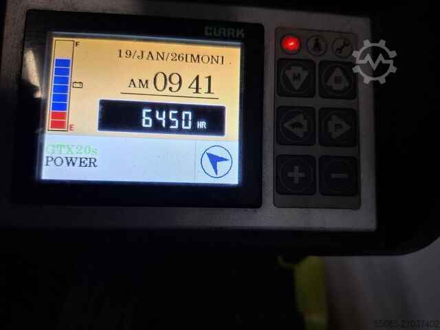 Electric 3-wheel forklift Clark GTX20s