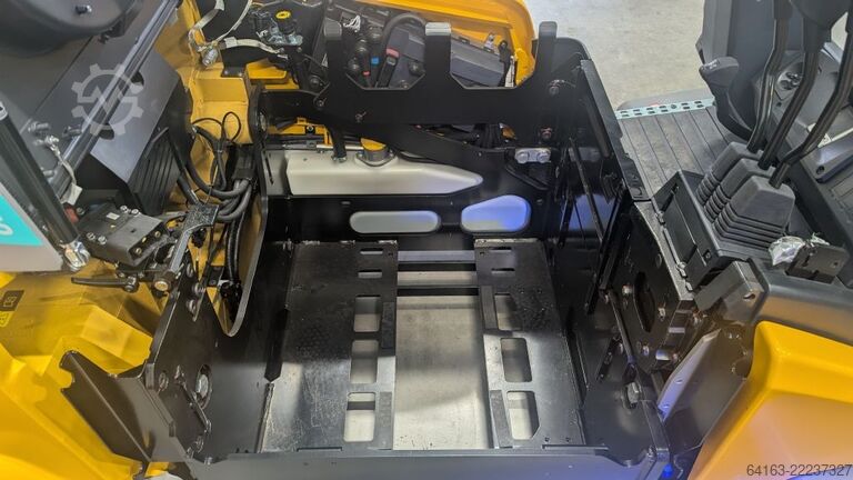Elektro 4 Rad-Stapler Jungheinrich EFG BC 330 Ausstellungsstück