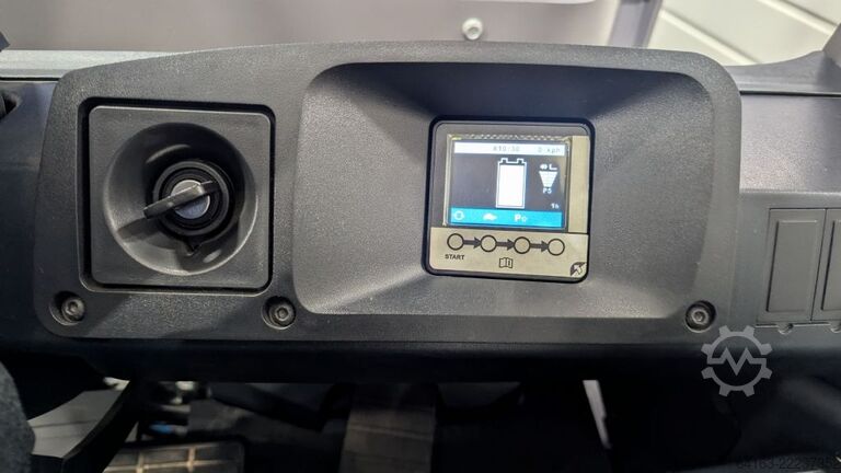 Elektro 4 Rad-Stapler Jungheinrich EFG BC 330 Ausstellungsstück