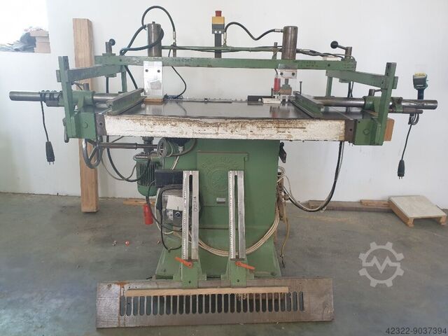 Multi-spindle drilling machine Bilek Duebelfix