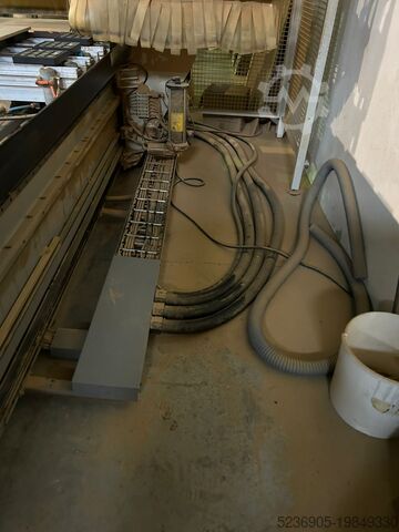 Bearbeitungszentrum BIESSE Rover 23