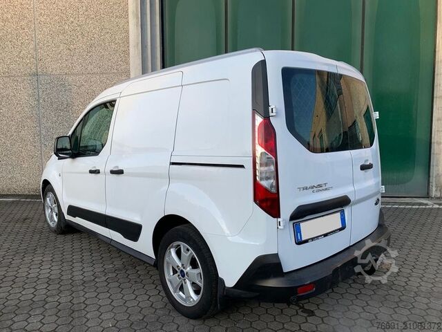 Kleintransporter Ford Connect 200 - 3 posti - Gancio Traino -