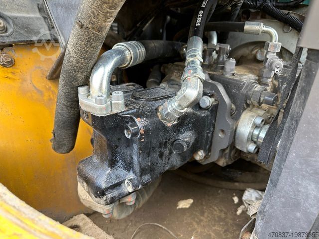 Radlader VOLVO L 50 H / Waage WK 60 / Schnellwechsler