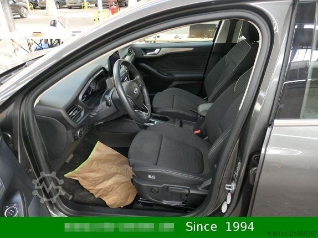 Minibus FORD Focus Turnier Titanium 1.5 EcoBlue 88KW