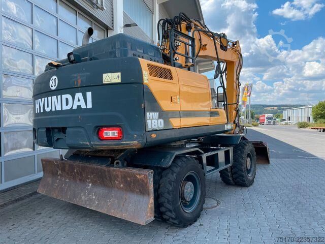 Wheel excavator Hyundai HW 180 / 3.054h / hydr. Grabenräumer / Klima