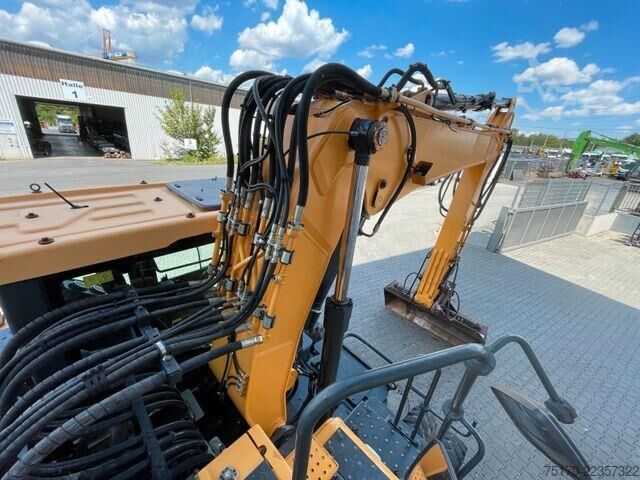 Radbagger Hyundai HW 180 / 3.054h / hydr. Grabenräumer / Klima