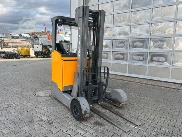 Reachtruck Jungheinrich ETV C16 / Triplex 5.72m / SS / nur 3.228h / 2016