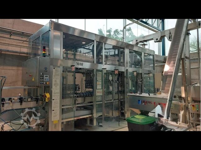 Gebrauchte komplette Linie für stillen Wein - 5000 Flaschen/Stunde MAS PACK