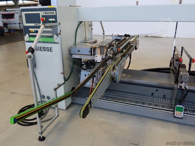 Automatic Drilling Machine BIESSE TECHNO F